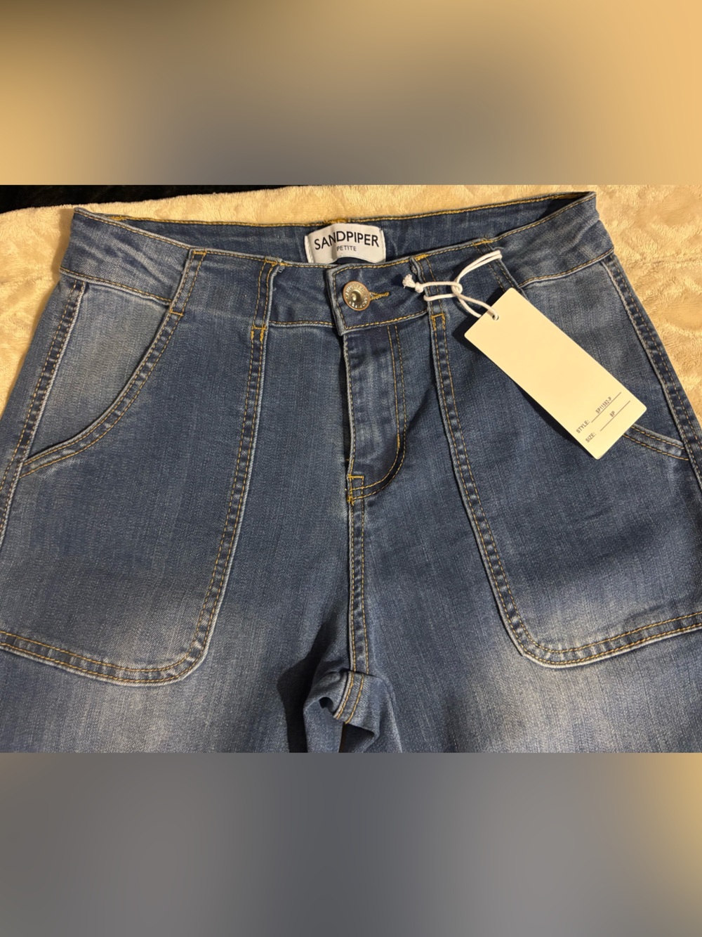 Women’s Straight-Leg Jeans in Dark Blue with Front Patch Pockets - Picture 4 of 14